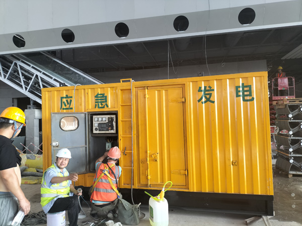 孟州怎样判断空气滤清器是否需要更换？